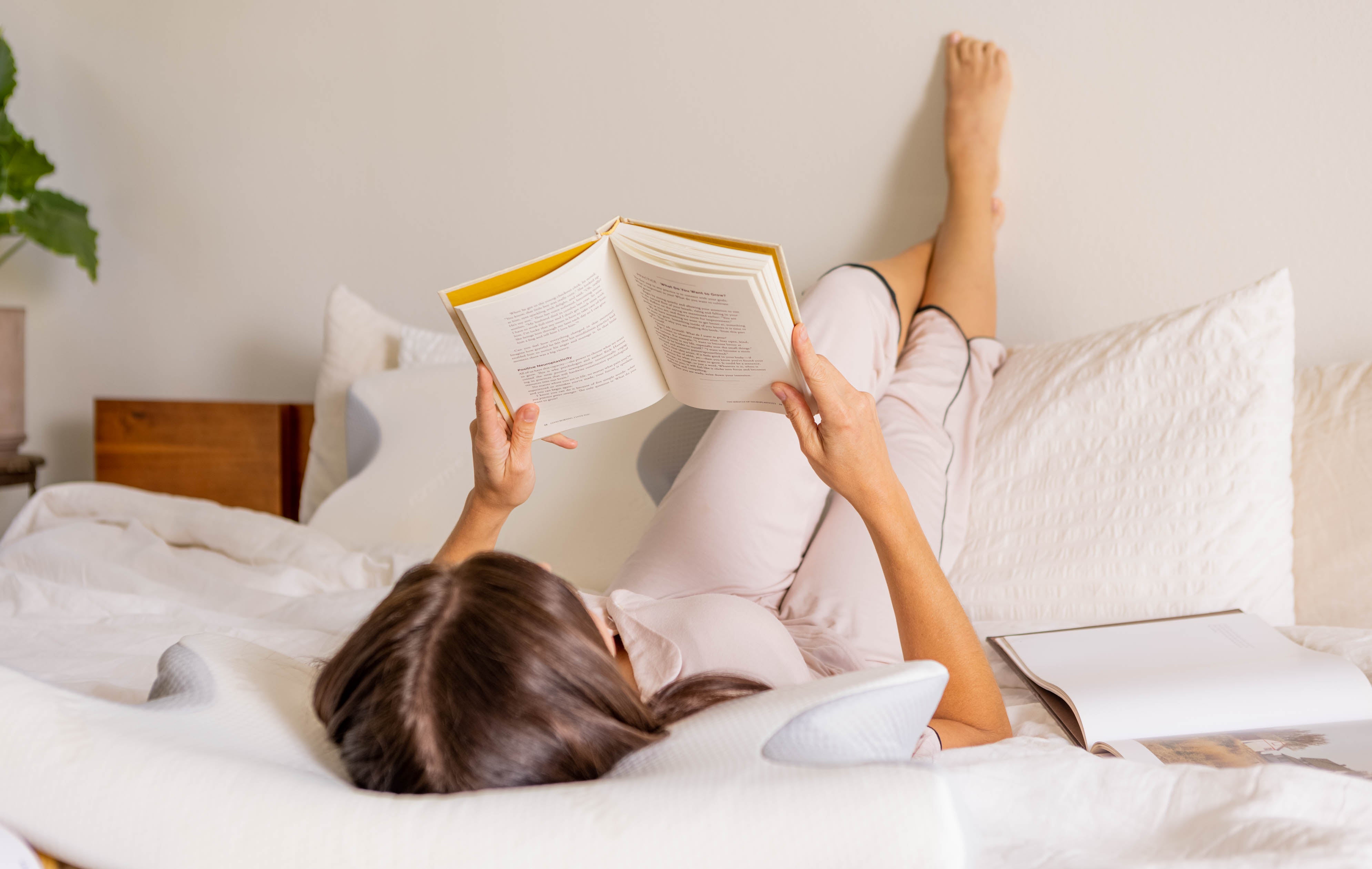 The Science behind Orthopedic Pillows: How Sutera Transforms Your Sleep